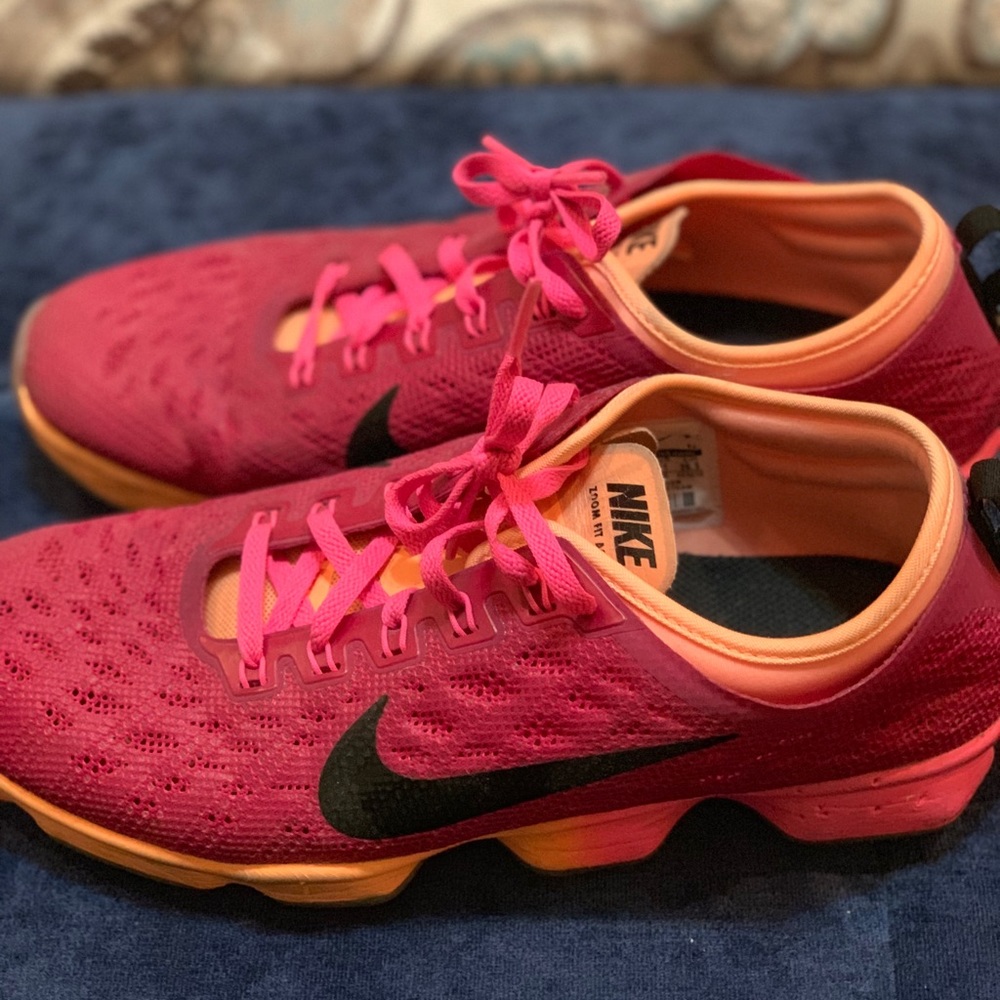 Nike Zoom woman’s sneakers